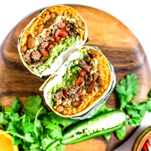 1 Serving Classic Burrito With Steak (Small)