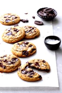 1 serving Cocoa Olive Oil Cookies