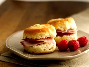 1 Serving Country Ham Biscuit Sandwich