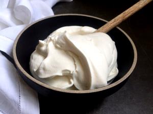 1 Serving Cuisine Creme Fraiche Cheese