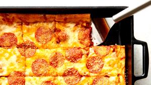 1 serving Deep Dish Pizza Casserole