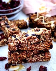 1 Serving Gluten Free Cranberry Maple Nut Granola Bars