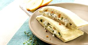 1 Serving Gorgonzola Cheese (Sandwich Filling)