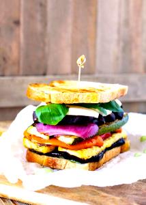 1 Serving Grilled Veggie Sub 6 İnch