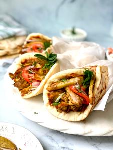 1 Serving Gyros Sandwich