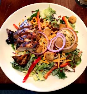 1 serving Heartland Grilled Chicken Salad