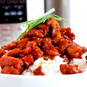 1 Serving Honey Bourbon Chicken - Small W/ Dressing