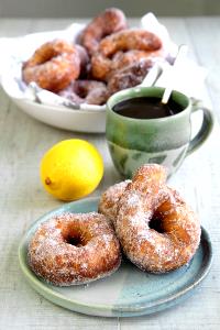 1 serving Italian Style Donuts