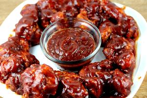 1 serving Jack Daniels Boneless Wings