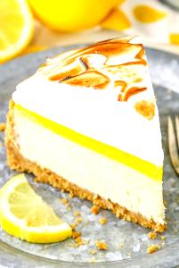 1 serving Lemon Meringue Cheesecake