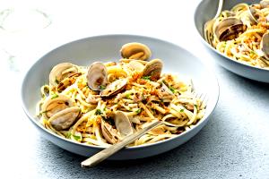 1 Serving Linguini Vongole (1/2 Portion) - Special Request Less Oil And Less Butter