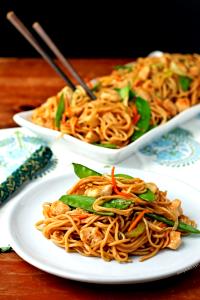 1 Serving Lo Mein With Chicken