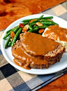 1 Serving Meatloaf With Potatoes & Gravy