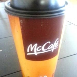 1 Serving Medium Vanilla Latte 16Oz. - Fat Free