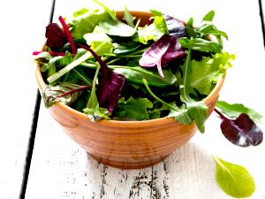 1 Serving Mixed Greens Salad W/ Dressing - Trio Portion