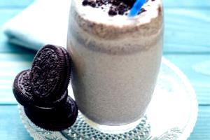 1 Serving Oreo Cookies & Cream Shake, Kids