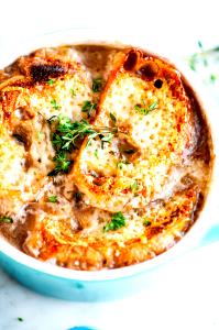 1 Serving Red French Onion Soup With Crouton