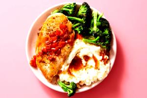 1 serving Red Pepper Coulis Chicken w/ Broccoli Mash & Sweet Potato Provencal (Standard)