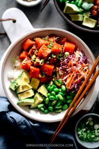 1 serving Salmon Bowl with Spicy-aki Sauce (Regular)