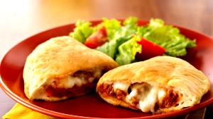 1 Serving Sausage Pelucci Calzone