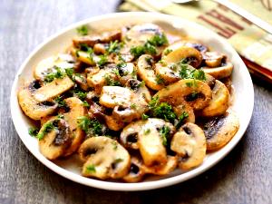 1 serving Sauteed Mushrooms & Onions