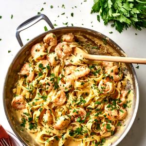 1 serving Shrimp Linguini Alfredo (Half Portion)