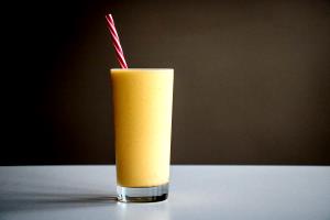 1 Serving Smoothie, Mango, Tall