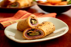 1 Serving Spicy Roast Beef Wrap