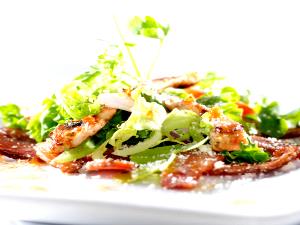 1 Serving Spinach Bacon Bistro Salad