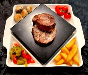 1 Serving Steak Plate**