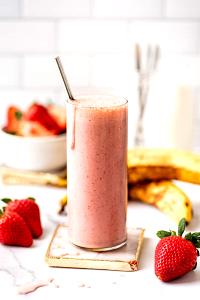 1 Serving Strawberry Banana - Tall, Iced