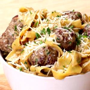 1 Serving Swedish Meatballs W/Pasta, Frozen