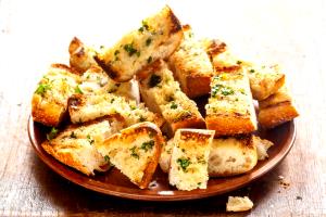 1 Serving Italian Bread, Garlic