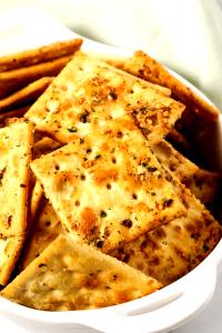 1 Serving Italian Ranch Cracker