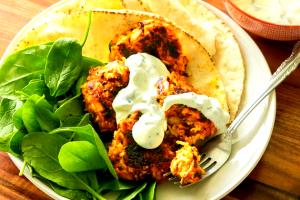 1 Serving Tandoori Salmon Pita (Lunch Portion)