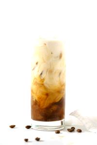 1 Serving Vanilla Iced Coffee, Medium