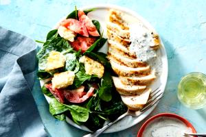 1 serving Venetian Spinach Salad with Grilled Chicken