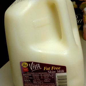 1 Serving Viva Fat Free Skim Milk