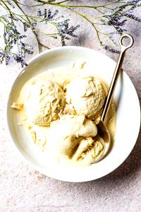 1 Serving White Chocolate Ice Cream - Love İt Size