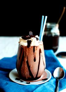 1 shake Double Chocolate Fudge (Large)