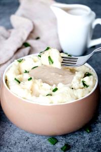 1 side (142 g) Mashed Potatoes with Gravy