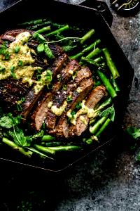 1 skillet (15 oz) Steak Skewer Skillet