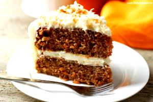 1 slice (112 g) Carrot Cake