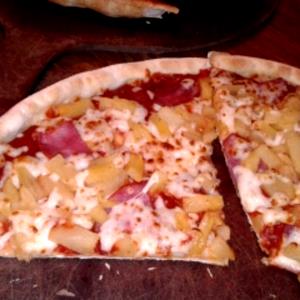 1 Slice 12" Medium Hand-Tossed Style Pizza Quartered Ham & Pineapple