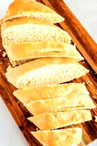 1 slice (30 g) Sesame French Sliced Bread