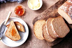 1 slice (35 g) Ancient Grains Bread