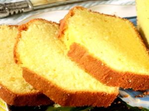 1 slice (4 g) Pound Cake