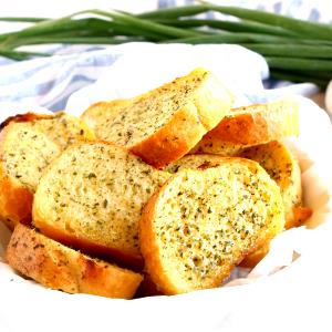 1 slice (42 g) Garlic Toast