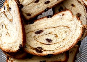 1 slice (45 g) Cinnamon Raisin Bread