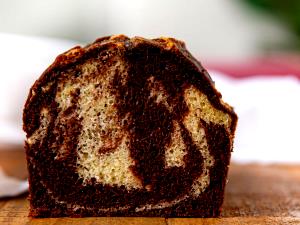 1 slice (45 g) Marble Loaf Cake